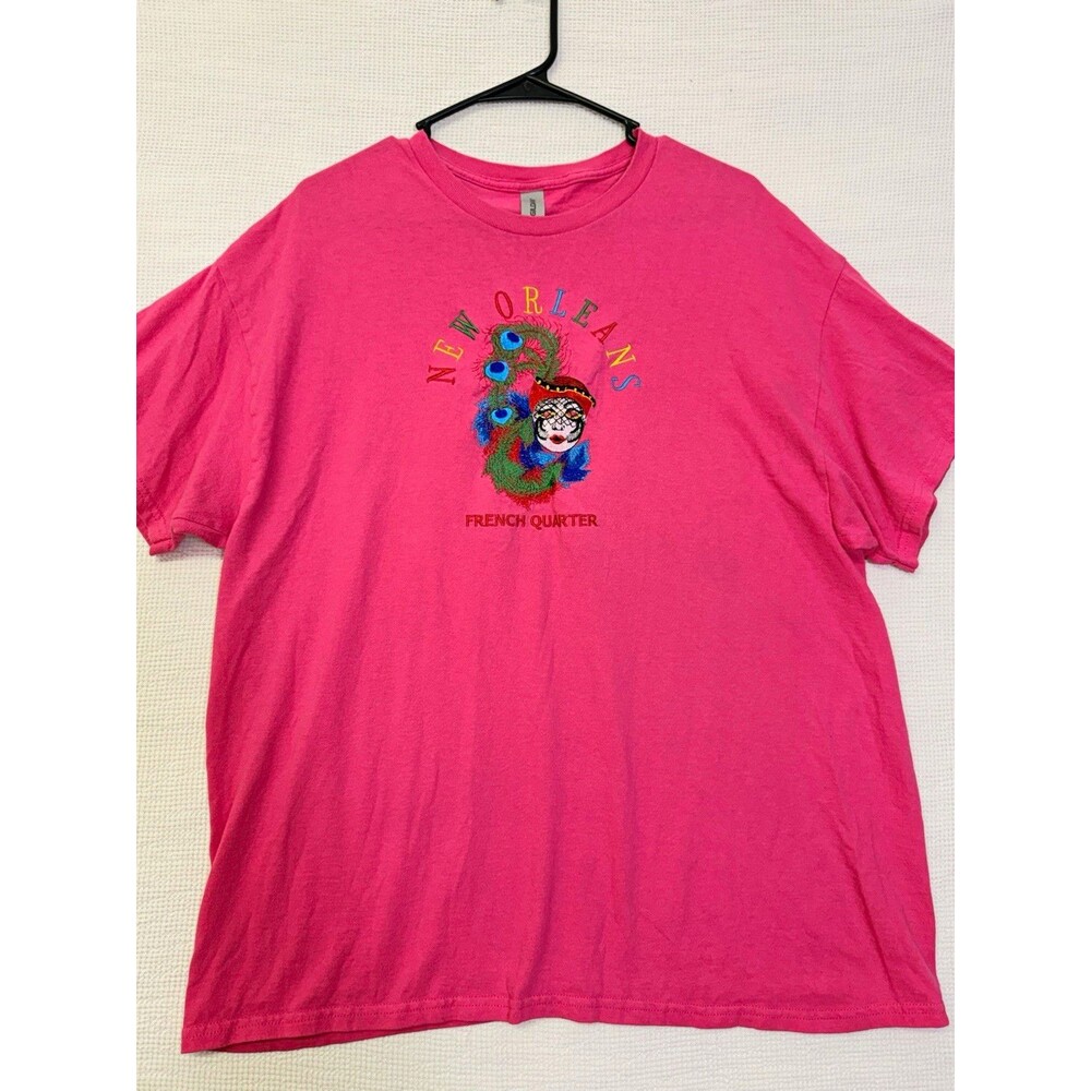 Gildan Heavy Cotton New Orleans French Quarter Embroidered Pink T-Shirt XL